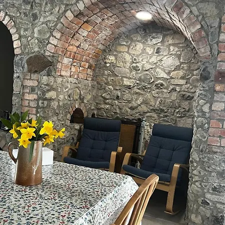Dunmore Country School Durrow